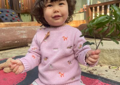 nature-play-outdoor-exploration-imagine